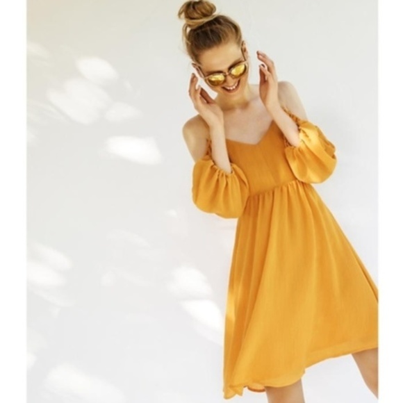Anthropologie Dresses & Skirts - ANTHROPOLOGIE Carina Mango Open-Shoulder dress new
